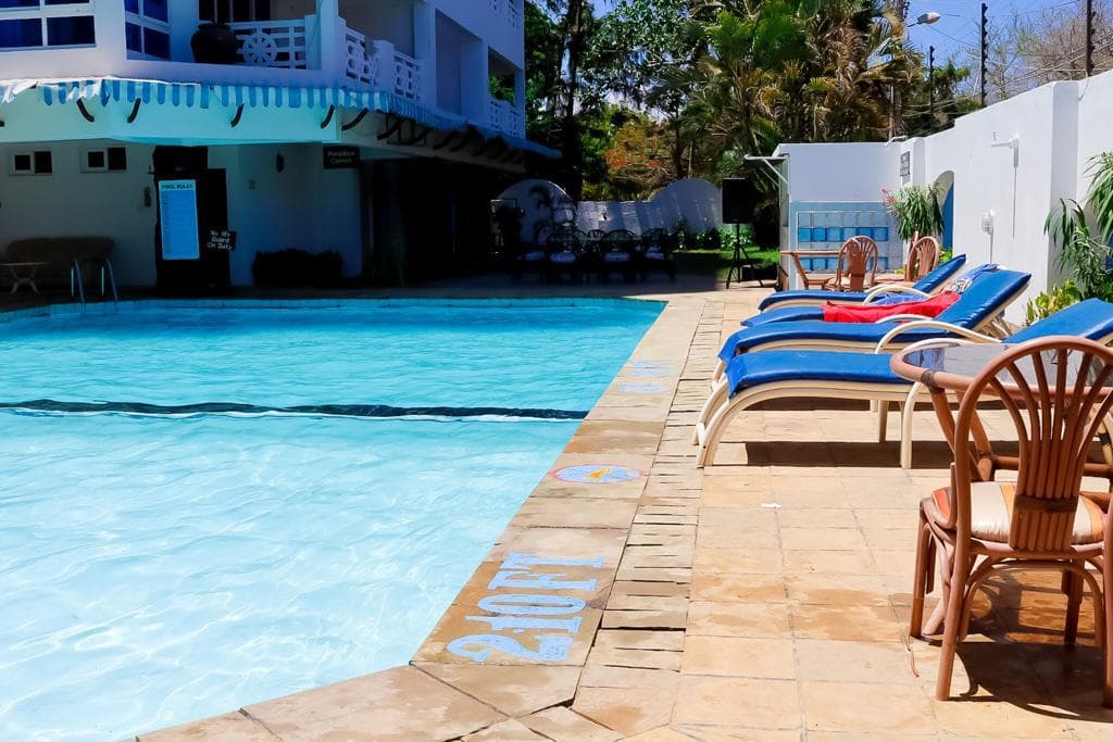 Sunrise Resort pool