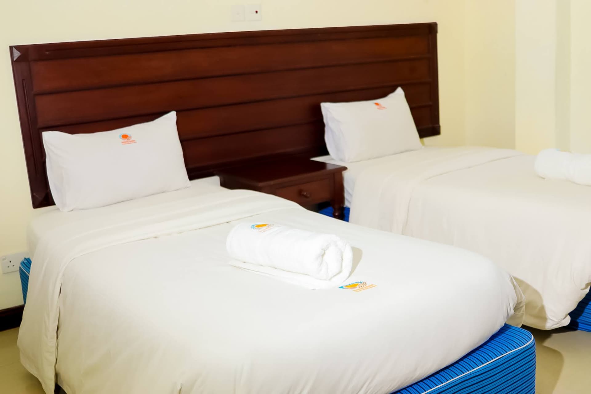 Sunrise Resort twin room