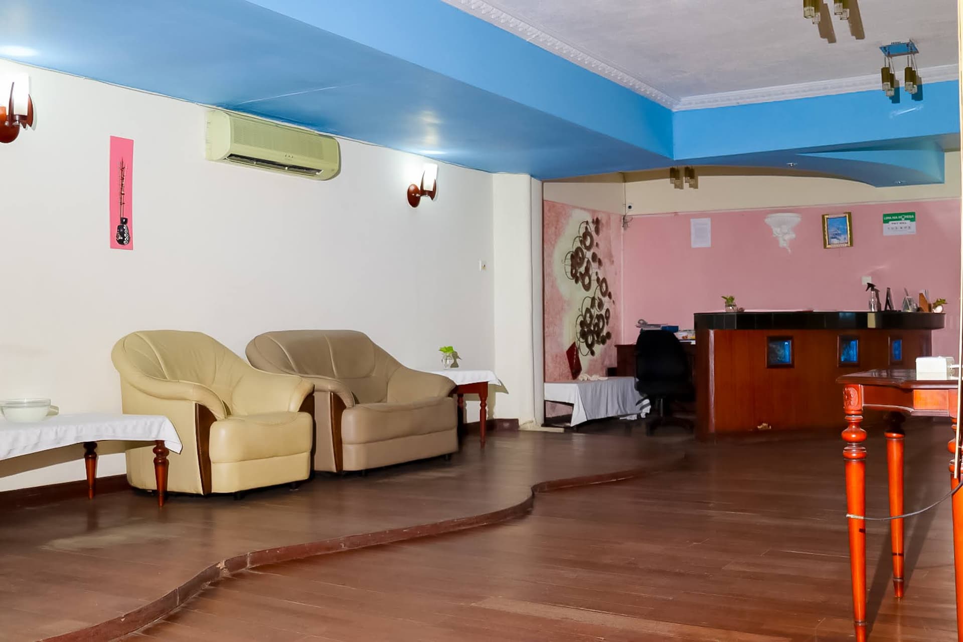 Oasis Wellness Centre lounge