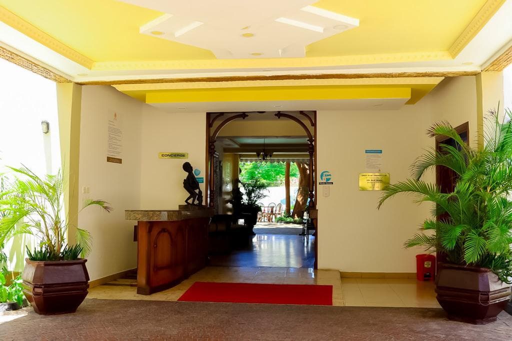 Sunrise Resort lobby